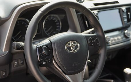 Toyota RAV4, 2016 год, 2 550 000 рублей, 14 фотография