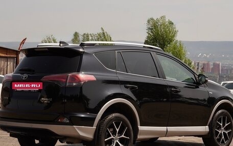 Toyota RAV4, 2016 год, 2 550 000 рублей, 5 фотография