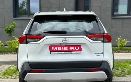 Toyota RAV4, 2025 год, 4 300 000 рублей, 6 фотография