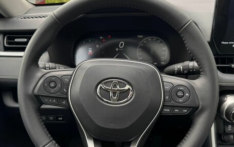 Toyota RAV4, 2025 год, 4 300 000 рублей, 13 фотография