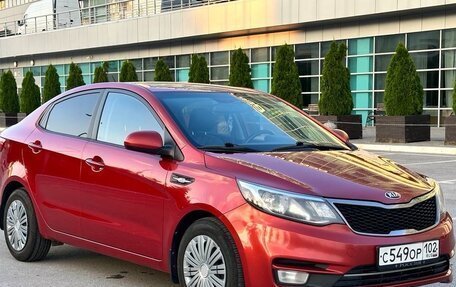 KIA Rio III рестайлинг, 2015 год, 935 000 рублей, 1 фотография
