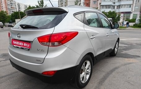 Hyundai ix35 I рестайлинг, 2012 год, 1 190 000 рублей, 4 фотография