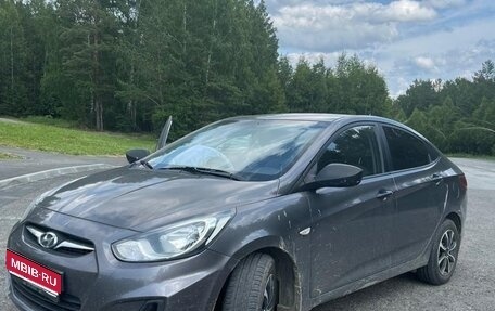 Hyundai Solaris II рестайлинг, 2014 год, 675 000 рублей, 1 фотография