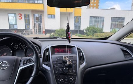 Opel Astra J, 2013 год, 950 000 рублей, 4 фотография