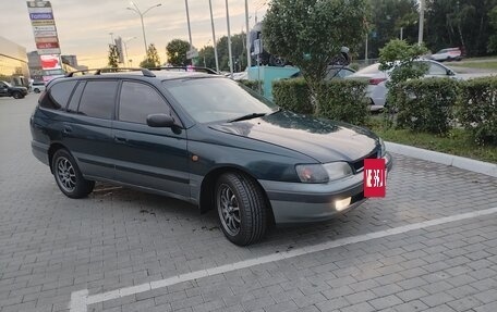 Toyota Caldina, 1992 год, 530 000 рублей, 9 фотография