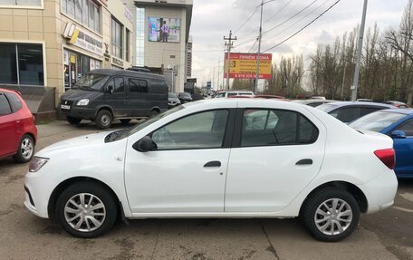 Renault Logan II, 2018 год, 600 000 рублей, 5 фотография