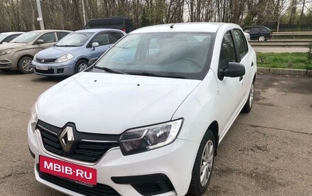 Renault Logan II, 2018 год, 600 000 рублей, 4 фотография