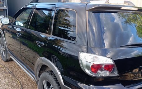 Mitsubishi Outlander III рестайлинг 3, 2004 год, 575 000 рублей, 6 фотография