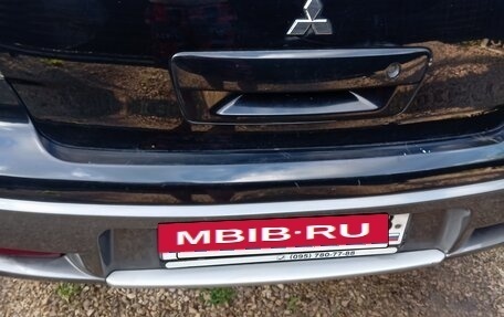 Mitsubishi Outlander III рестайлинг 3, 2004 год, 575 000 рублей, 4 фотография