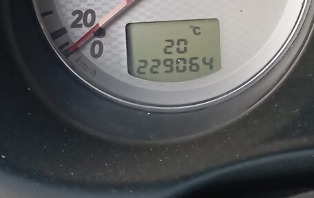 Mitsubishi Outlander III рестайлинг 3, 2004 год, 575 000 рублей, 13 фотография