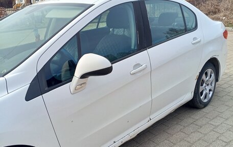 Peugeot 408 I рестайлинг, 2013 год, 540 000 рублей, 4 фотография