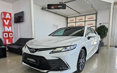 Toyota Camry, 2023 год, 3 749 000 рублей, 2 фотография