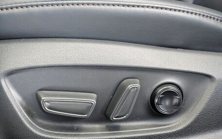 Toyota Camry, 2023 год, 3 749 000 рублей, 15 фотография