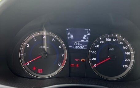 Hyundai Solaris II рестайлинг, 2014 год, 675 000 рублей, 6 фотография
