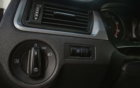Skoda Rapid I, 2017 год, 869 000 рублей, 11 фотография