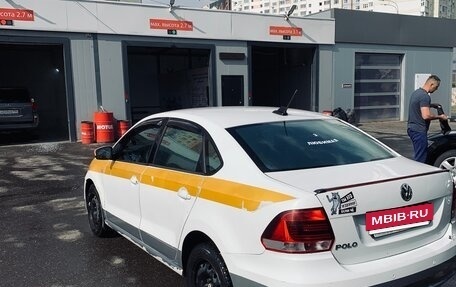 Volkswagen Polo VI (EU Market), 2018 год, 580 000 рублей, 3 фотография