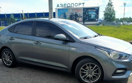 Hyundai Solaris II рестайлинг, 2019 год, 1 650 000 рублей, 17 фотография