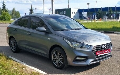 Hyundai Solaris II рестайлинг, 2019 год, 1 650 000 рублей, 31 фотография