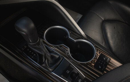 Toyota Camry, 2019 год, 2 899 000 рублей, 15 фотография