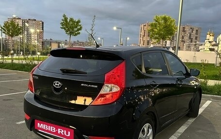Hyundai Solaris II рестайлинг, 2012 год, 825 000 рублей, 3 фотография