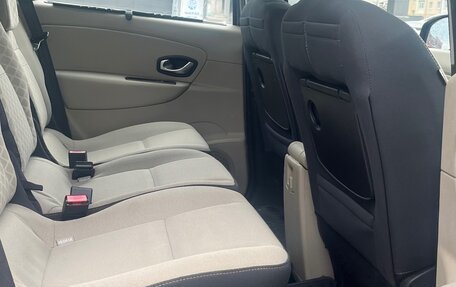 Renault Scenic III, 2010 год, 650 000 рублей, 10 фотография