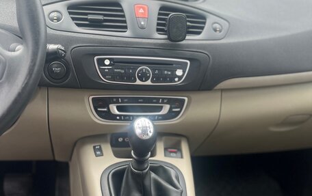 Renault Scenic III, 2010 год, 650 000 рублей, 13 фотография