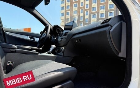 Mercedes-Benz C-Класс, 2010 год, 1 290 000 рублей, 28 фотография
