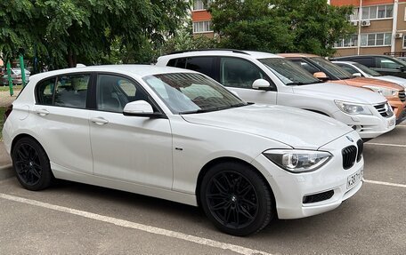 BMW 1 серия, 2012 год, 1 350 000 рублей, 2 фотография