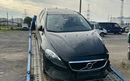 Volvo V40 Cross Country I, 2017 год, 750 000 рублей, 2 фотография