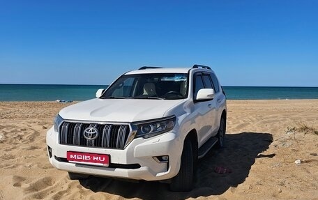 Toyota Land Cruiser Prado 150 рестайлинг 2, 2017 год, 4 000 000 рублей, 4 фотография