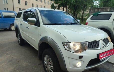 Mitsubishi L200 IV рестайлинг, 2013 год, 1 290 000 рублей, 29 фотография