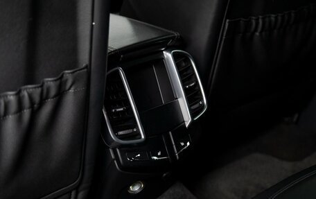 Porsche Cayenne III, 2010 год, 2 800 000 рублей, 14 фотография