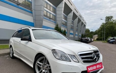 Mercedes-Benz E-Класс, 2013 год, 1 999 000 рублей, 2 фотография
