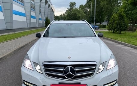 Mercedes-Benz E-Класс, 2013 год, 1 999 000 рублей, 11 фотография