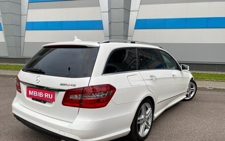 Mercedes-Benz E-Класс, 2013 год, 1 999 000 рублей, 5 фотография