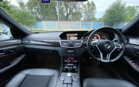 Mercedes-Benz E-Класс, 2013 год, 1 999 000 рублей, 16 фотография