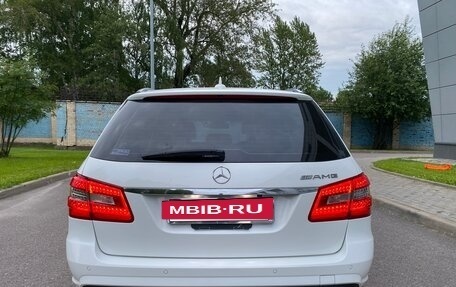 Mercedes-Benz E-Класс, 2013 год, 1 999 000 рублей, 12 фотография