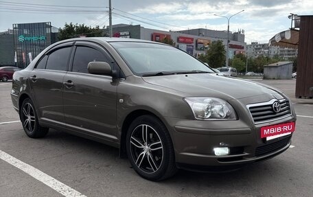 Toyota Avensis III рестайлинг, 2005 год, 790 000 рублей, 2 фотография