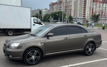 Toyota Avensis III рестайлинг, 2005 год, 790 000 рублей, 11 фотография