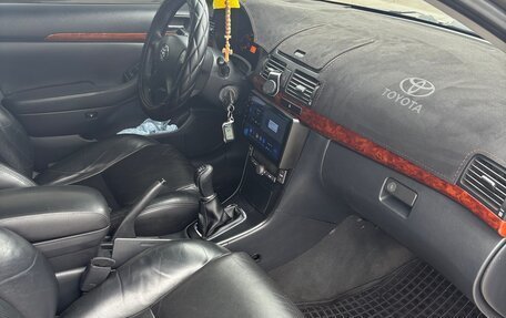 Toyota Avensis III рестайлинг, 2005 год, 790 000 рублей, 22 фотография