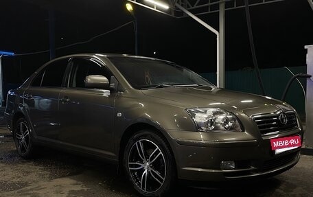 Toyota Avensis III рестайлинг, 2005 год, 790 000 рублей, 19 фотография