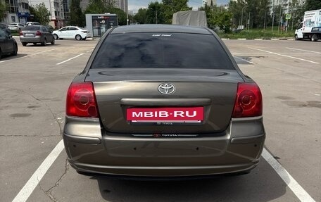 Toyota Avensis III рестайлинг, 2005 год, 790 000 рублей, 17 фотография