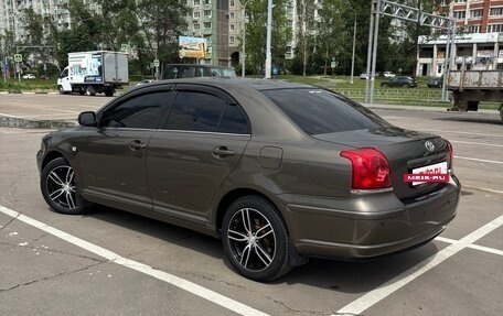 Toyota Avensis III рестайлинг, 2005 год, 790 000 рублей, 18 фотография