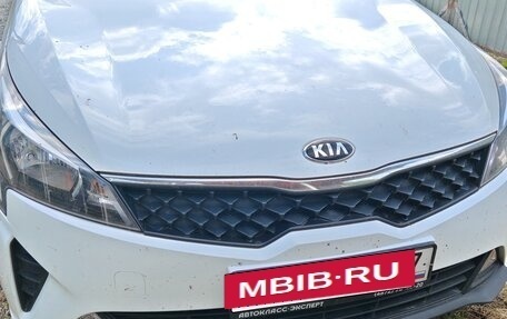 KIA Rio IV, 2020 год, 1 735 000 рублей, 5 фотография