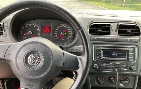 Volkswagen Polo VI (EU Market), 2013 год, 750 000 рублей, 7 фотография