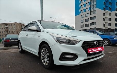 Hyundai Solaris II рестайлинг, 2019 год, 1 300 000 рублей, 16 фотография