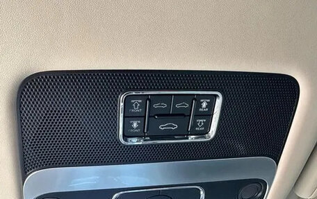 Bentley Flying Spur, 2022 год, 17 545 000 рублей, 11 фотография
