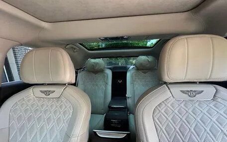 Bentley Flying Spur, 2022 год, 17 545 000 рублей, 12 фотография