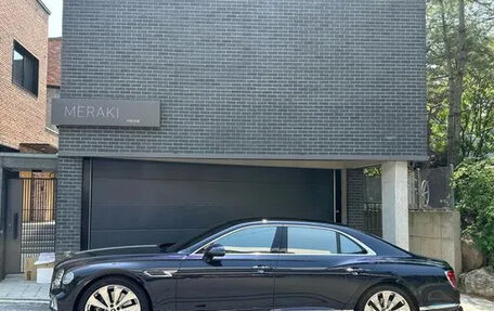 Bentley Flying Spur, 2022 год, 17 545 000 рублей, 3 фотография