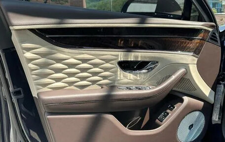 Bentley Flying Spur, 2022 год, 17 545 000 рублей, 4 фотография